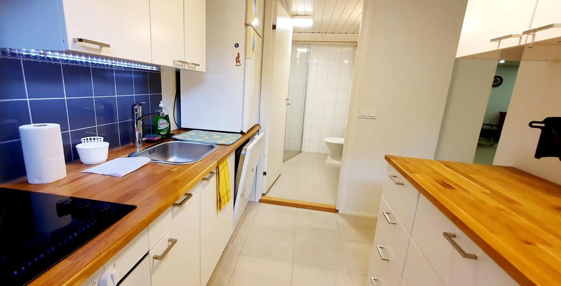 Two Room 54M2 Apt, Wifi, Free Parking, Terrace, Near Central Park Helsinki